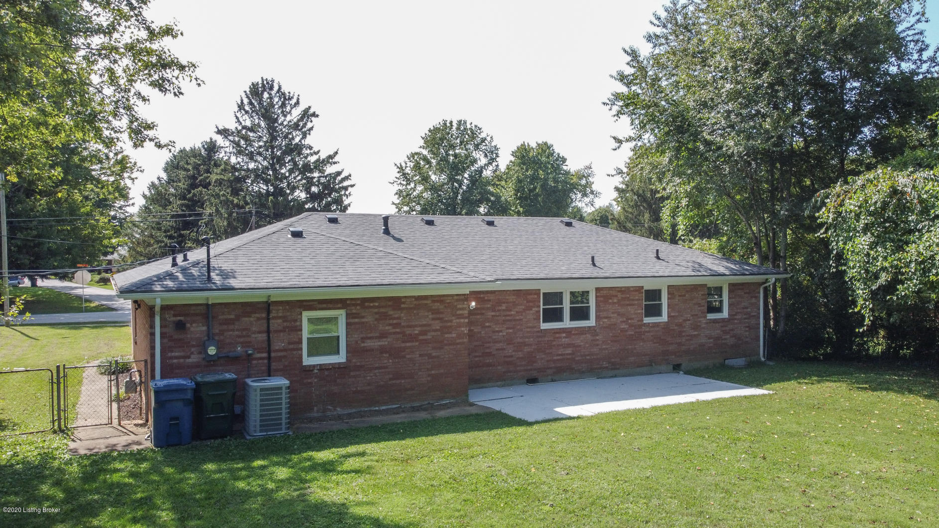 274 Stringer Lane Mount Washington, KY 40047 - Photo 3 of 27 Rear view