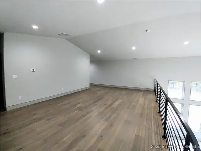 $1,200,000 | 5 Antler Point, Linn Creek, MO 65052