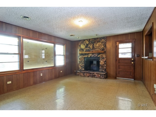 68 Golfview Road Lake Zurich, IL 60047 - Photo 5 of 10