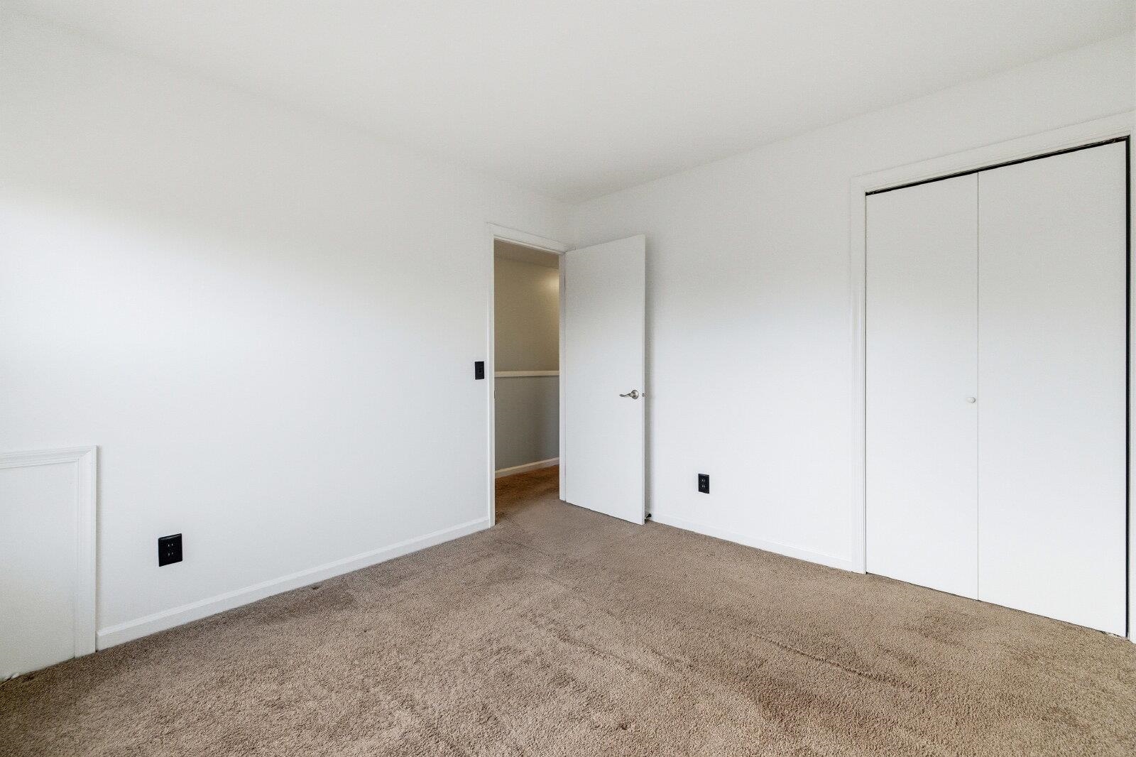 830 Vine Street Harrisonburg, VA 22802 - Photo 28 of 34 a view of an empty room