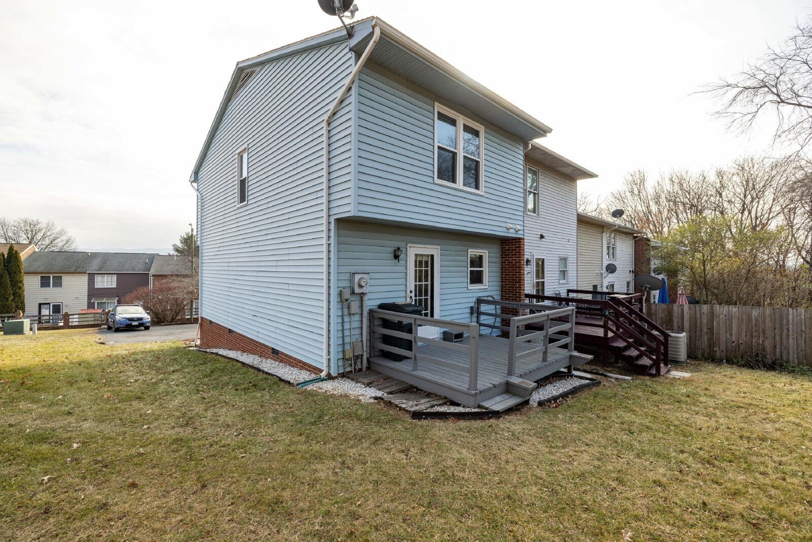 830 Vine Street Harrisonburg, VA 22802 - Photo 32 of 34 a view of a house with a patio