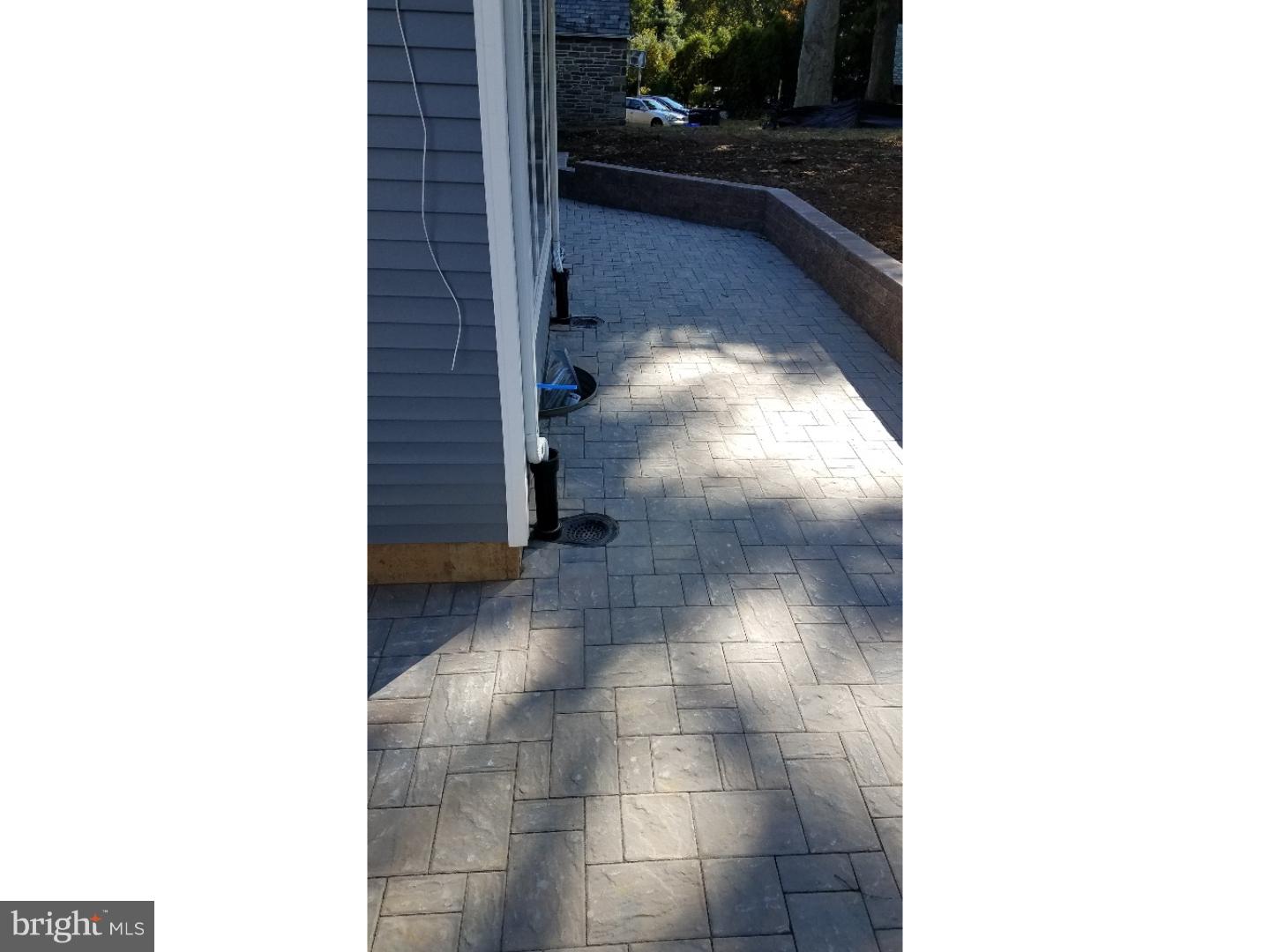 1840 North 69th Street Philadelphia, PA 19151 - Photo 26 of 30 Patio