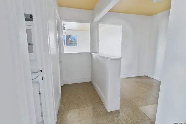 $650 | 704 North Washington Street, Beeville, TX 78102