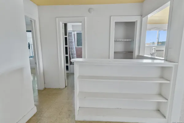 $650 | 704 North Washington Street, Beeville, TX 78102