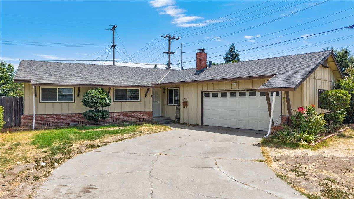 720 Woodrow Avenue Modesto, CA 95350 - Photo 1 of 49