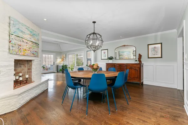 $2,100,000 | 584 Fletcher Court, Lake Forest, IL 60045