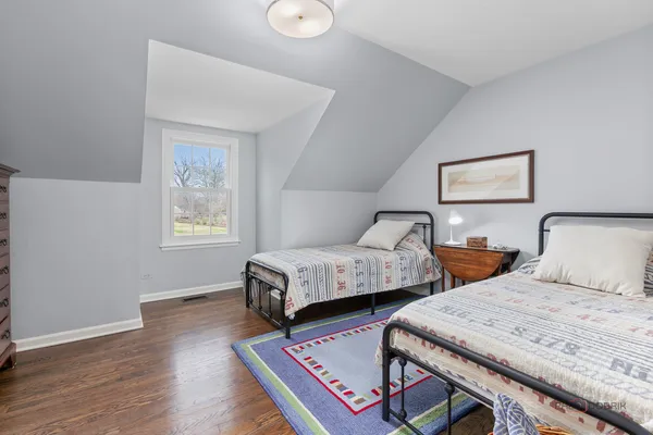$2,100,000 | 584 Fletcher Court, Lake Forest, IL 60045