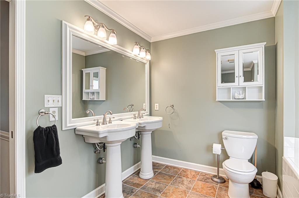 4105 Hawksmoore Road Winston-Salem, NC 27106 - Photo 19 of 30 Gallery Image 19