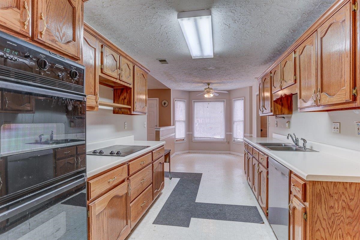 775 Silverman Drive Collierville, TN 38017 - Photo 3 of 17
