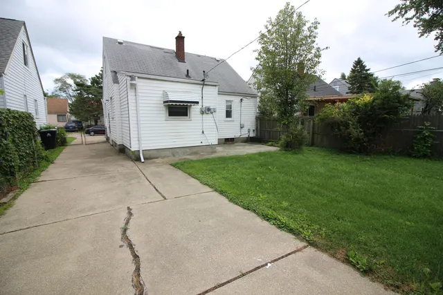 $130,000 | 26095 Pattow Street, Roseville, MI 48066