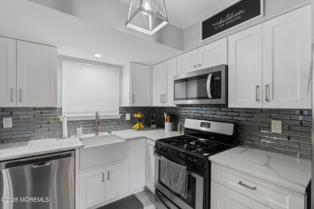 $685,000 | 33 Shelly Road, Old Bridge, NJ 08857