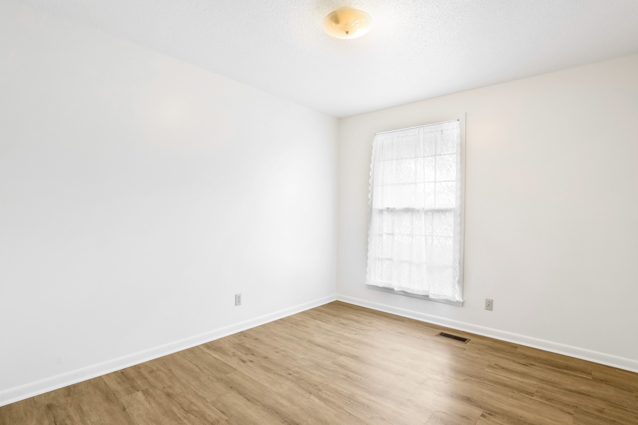 4169 Allison Lane Springfield, TN 37172 - Photo 15 of 21 a view of empty room with wooden floor