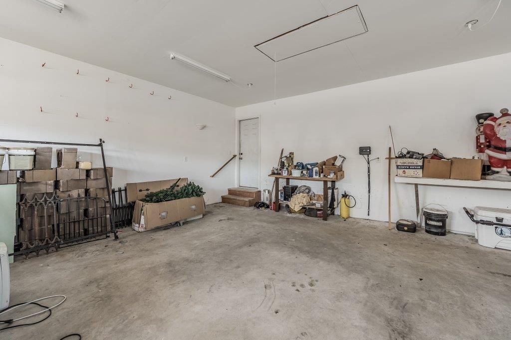 41150 Sunday Bay Road Davenport, WA 99122 - Photo 17 of 32