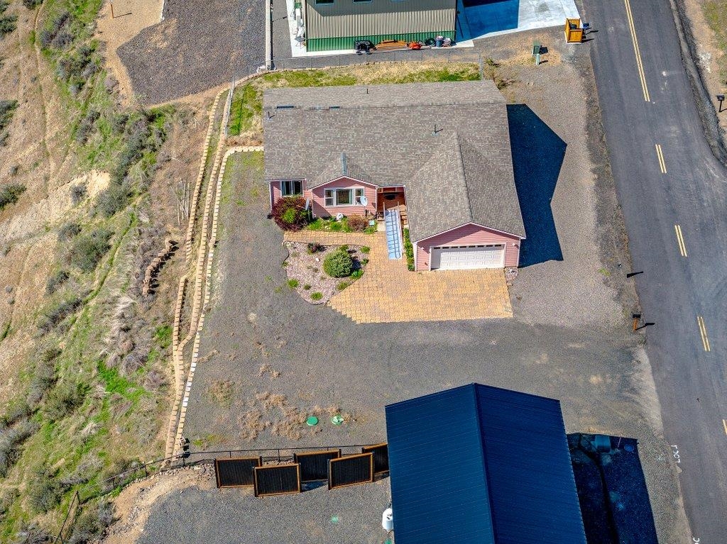 41150 Sunday Bay Road Davenport, WA 99122 - Photo 23 of 32