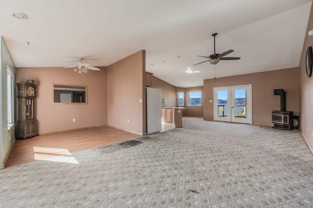 41150 Sunday Bay Road Davenport, WA 99122 - Photo 4 of 32