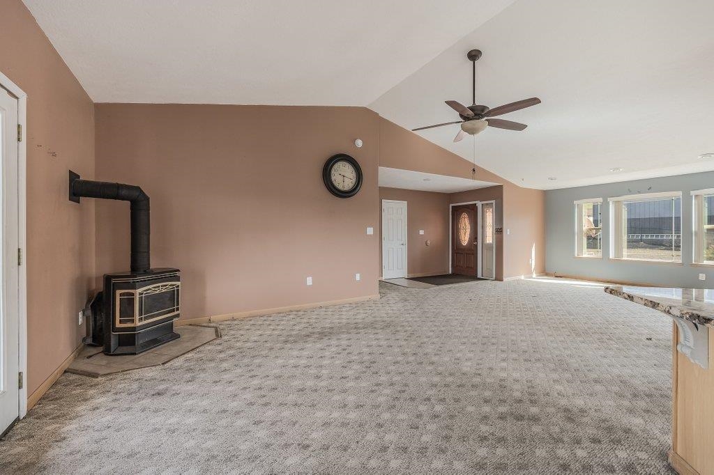 41150 Sunday Bay Road Davenport, WA 99122 - Photo 5 of 32