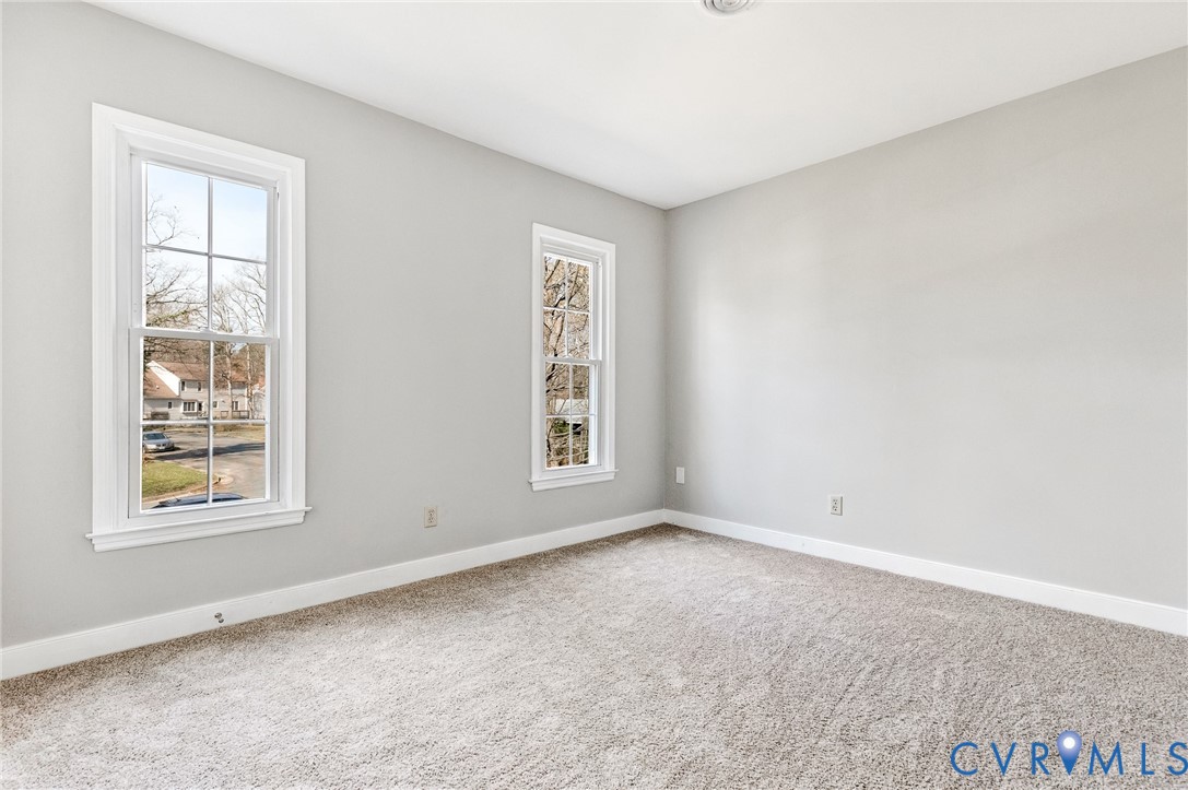2139 Esquire Road North Chesterfield, VA 23235 - Photo 22 of 35 an empty room with windows