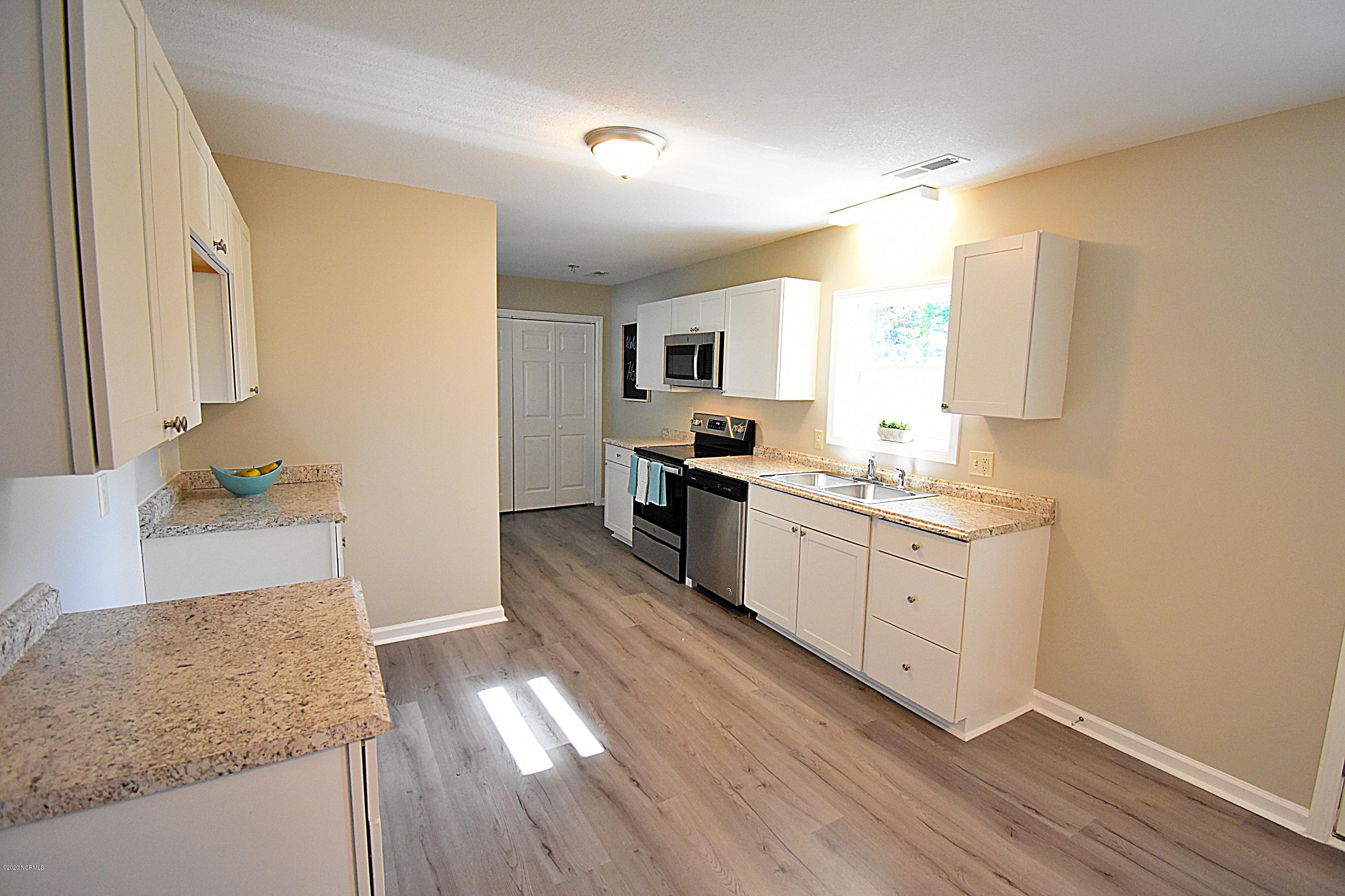 Spacious Kitchen