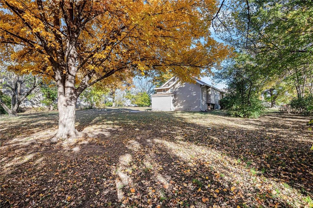 12418 3rd Street Grandview, MO 64030 - Photo 24 of 26