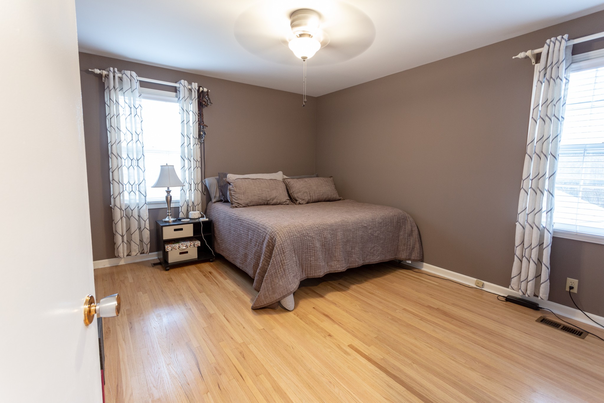 2091 Landon Road Clarksville, TN 37043 - Photo 9 of 21 a bedroom with a bed and a window