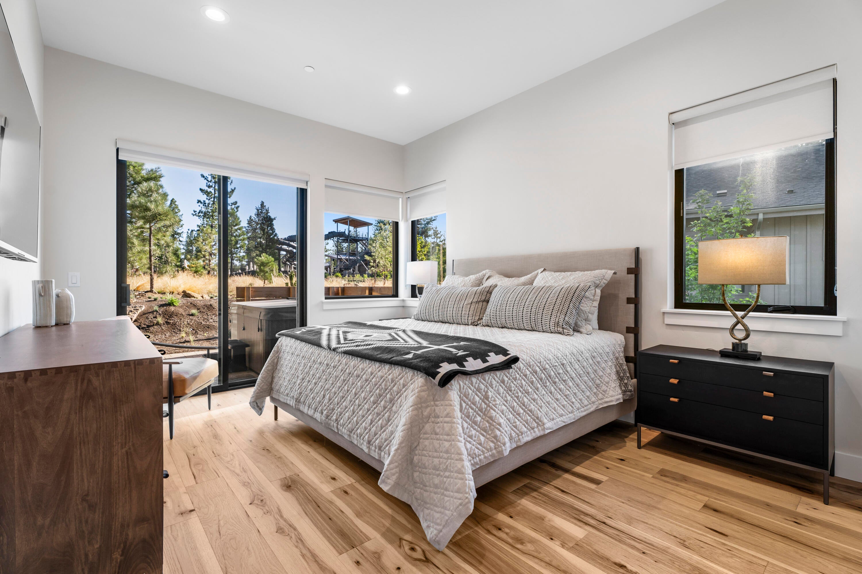 18196 Forestbrook Loop Bend, Unit 17 Bend, OR 97707 - Photo 22 of 64 05-DSC01220