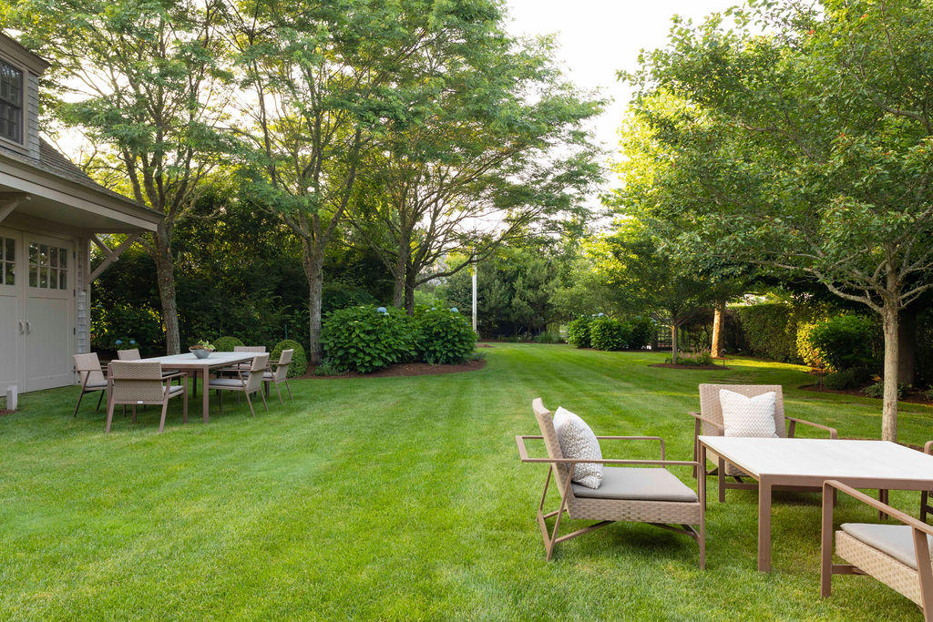 104 B Cliff Road Nantucket, MA 02554 - Photo 31 of 37 104BCliffexteriors-5