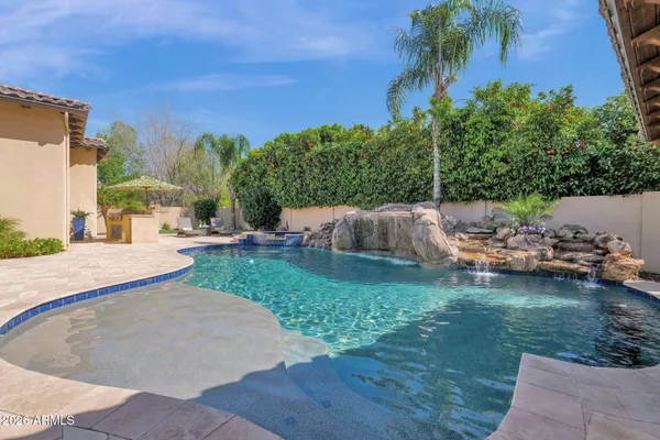 $2,200,000 | 3055 East Waterman Way, Gilbert, AZ 85297