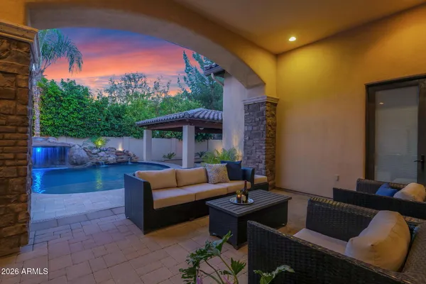 $2,200,000 | 3055 East Waterman Way, Gilbert, AZ 85297