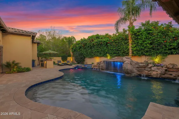 $2,200,000 | 3055 East Waterman Way, Gilbert, AZ 85297
