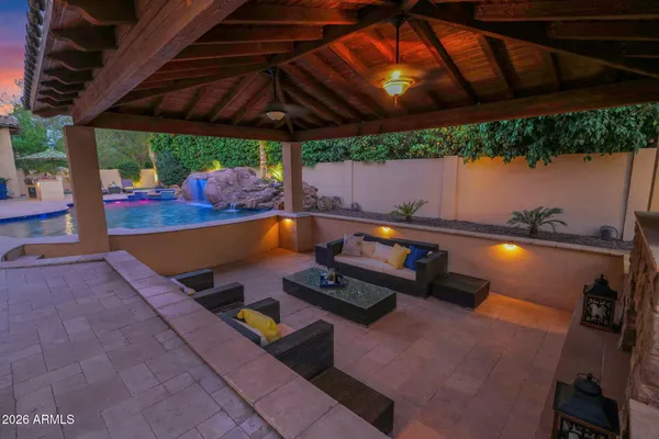 $2,200,000 | 3055 East Waterman Way, Gilbert, AZ 85297