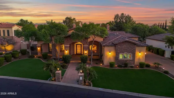 $2,200,000 | 3055 East Waterman Way, Gilbert, AZ 85297