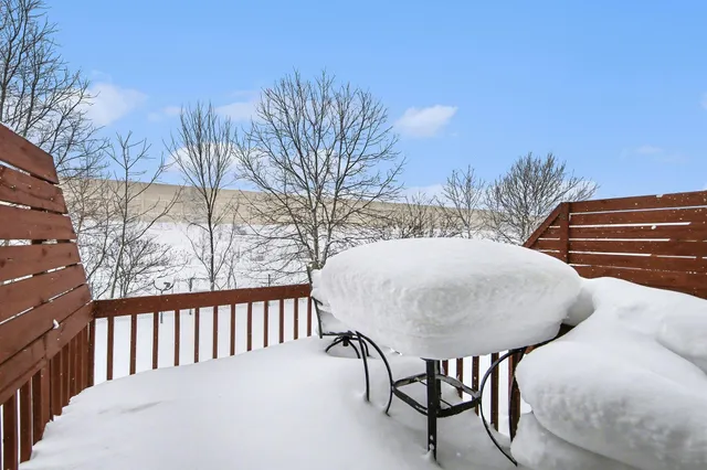 $154,900 | 60 Carriage Lane Southwest, Grand Rapids, MI 49548