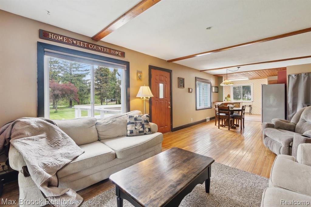 1298 Peppermill Road Lapeer, MI 48446 - Photo 5 of 40