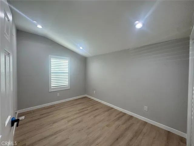 $2,350 | 8100 East A E Token, Long Beach, CA 90808