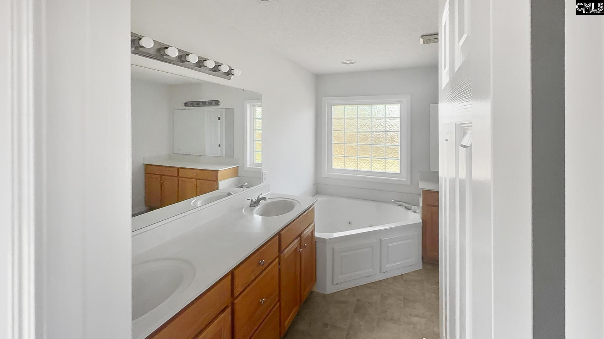 640 Aidan Drive Sumter, SC 29154 - Photo 6 of 14