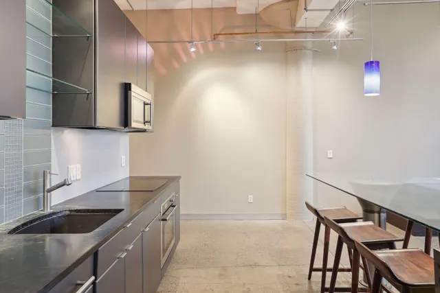 $339,990 | 730 Northeast Stinson Boulevard, Unit 103, Minneapolis, MN 55413