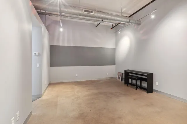 $339,990 | 730 Northeast Stinson Boulevard, Unit 103, Minneapolis, MN 55413