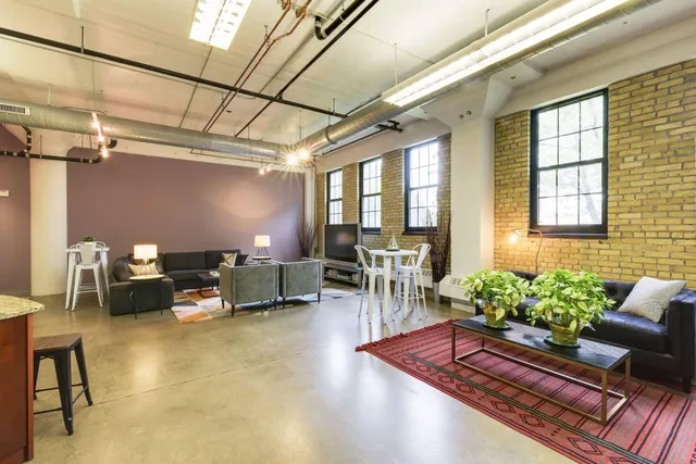 $339,990 | 730 Northeast Stinson Boulevard, Unit 103, Minneapolis, MN 55413