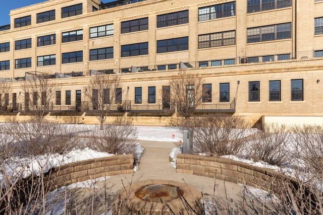 $339,990 | 730 Northeast Stinson Boulevard, Unit 103, Minneapolis, MN 55413