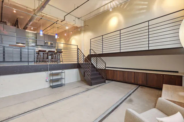 $339,990 | 730 Northeast Stinson Boulevard, Unit 103, Minneapolis, MN 55413