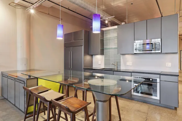 $339,990 | 730 Northeast Stinson Boulevard, Unit 103, Minneapolis, MN 55413