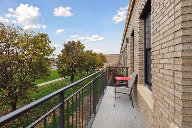 $339,990 | 730 Northeast Stinson Boulevard, Unit 103, Minneapolis, MN 55413