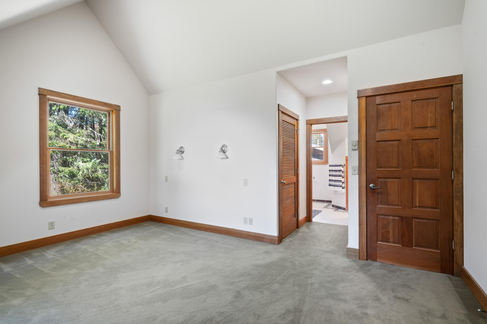 2705 Netarts Bay Road Tillamook, OR 97141 - Photo 36 of 61 Upstairs Bedroom Suite #2