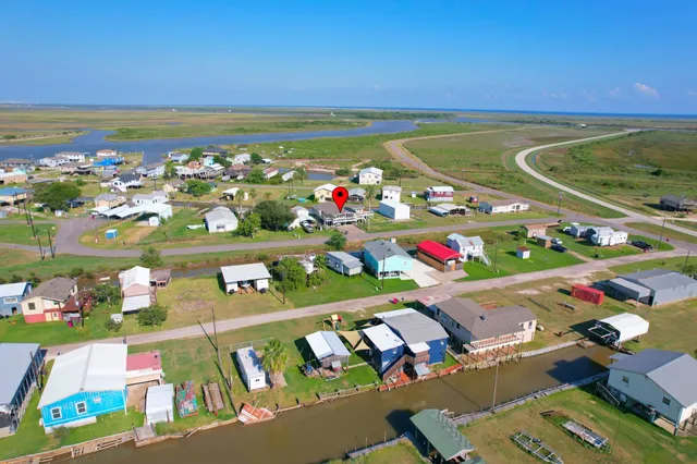 $299,990 | 1522 County Road 441, Brazoria, TX 77422