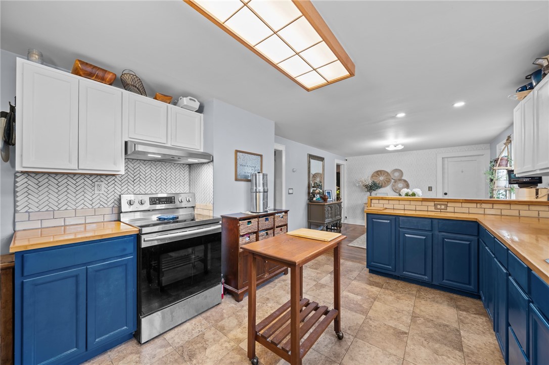 8 Perkins Avenue Westerly, RI 02891 - Photo 16 of 47