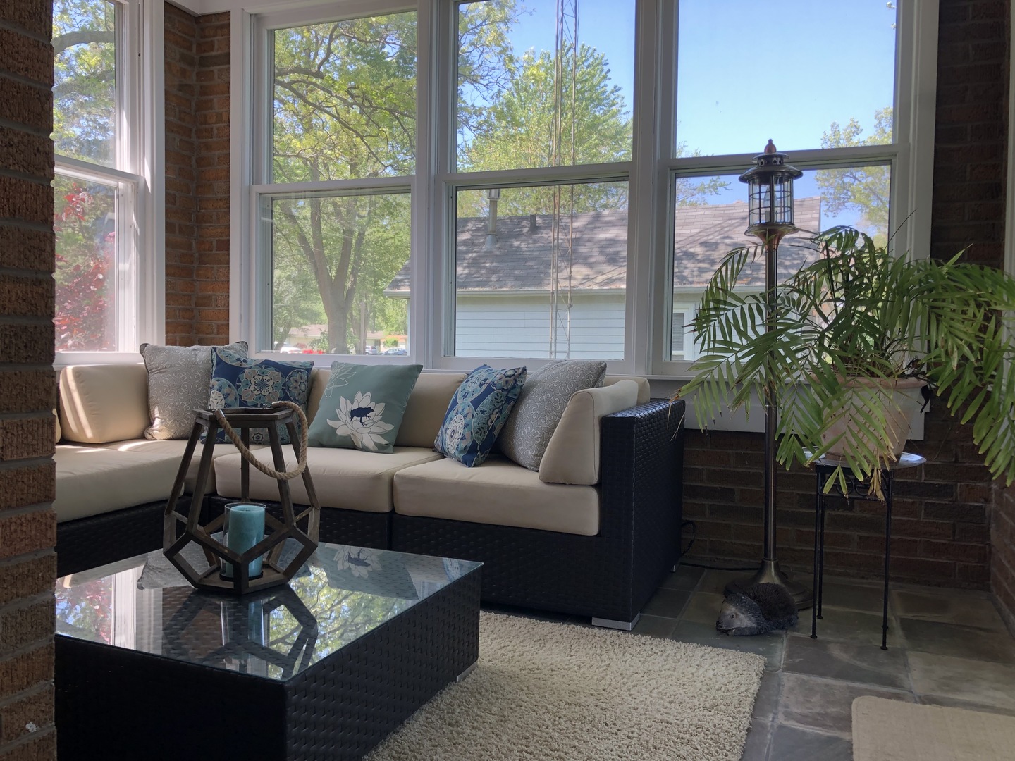 3137 River Road Kankakee, IL 60901 - Photo 11 of 44 a living room with furniture and a large window