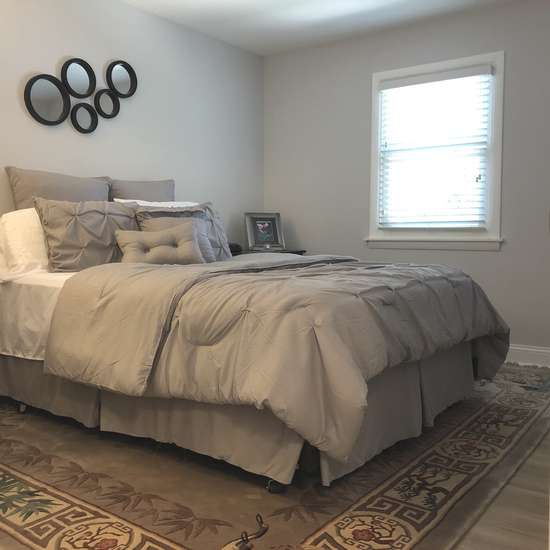 3137 River Road Kankakee, IL 60901 - Photo 24 of 44 a bedroom with bed and window