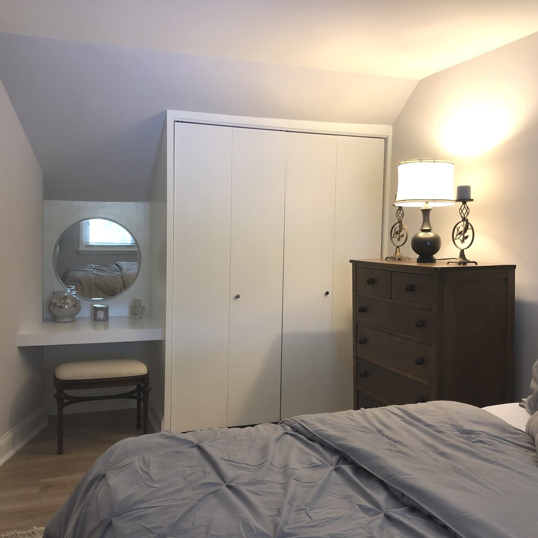 3137 River Road Kankakee, IL 60901 - Photo 25 of 44 a bedroom with a bed and a dresser