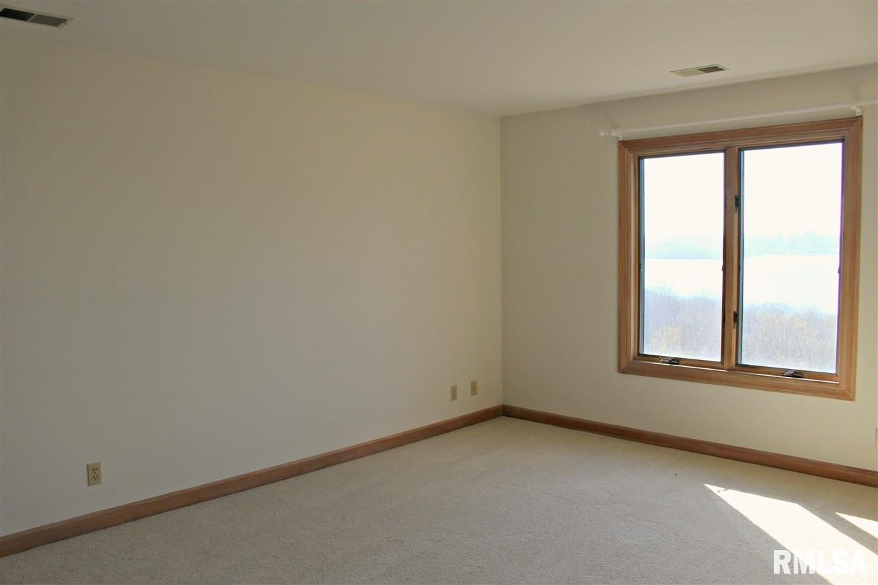 419 Highview Road East Peoria, IL 61611 - Photo 26 of 36 Gallery Image 26