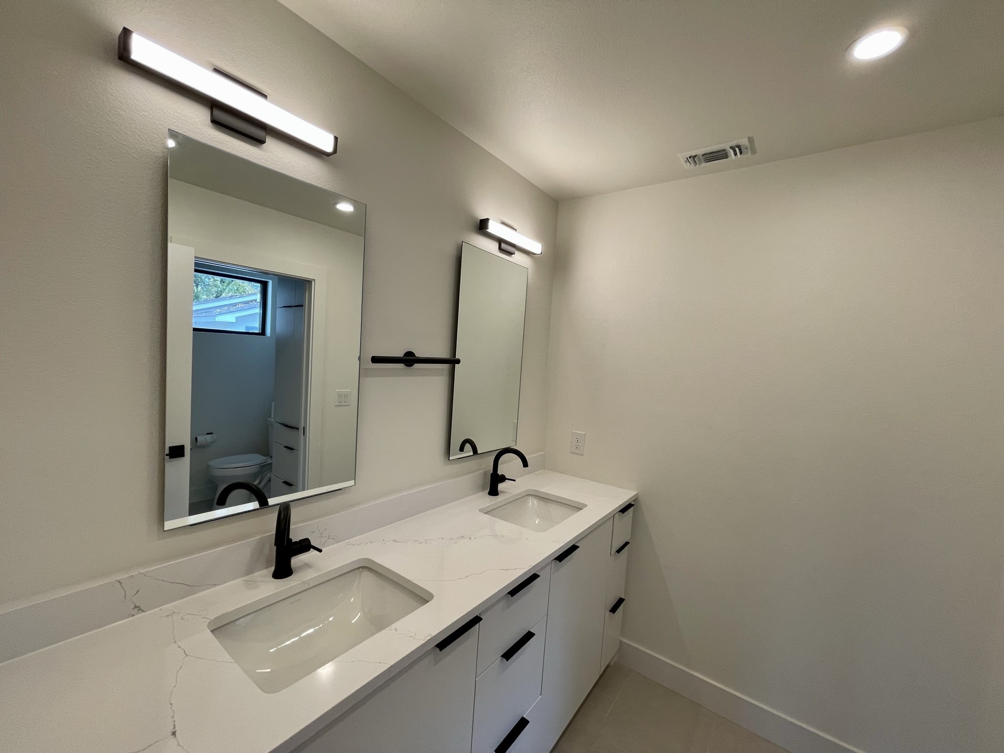 1309 Palo Duro Road, Unit 1 Austin, TX 78756 - Photo 27 of 38
